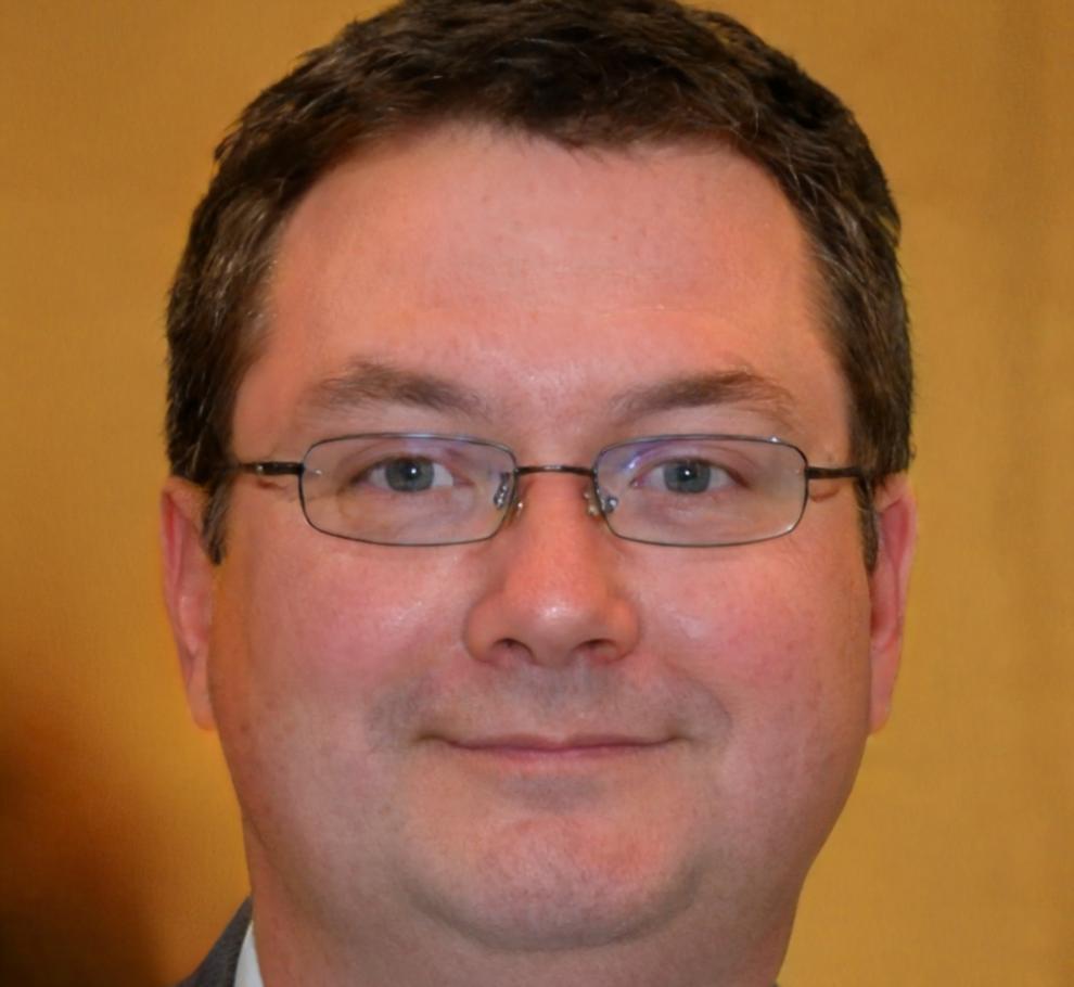 Darius Kempleton, Financial Education Specialist